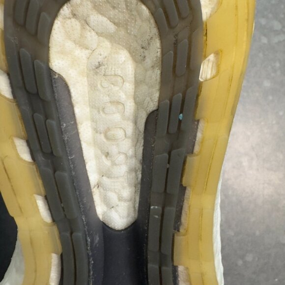 Adidas Ultraboost Mens Sneakers - Picture 7 of 9